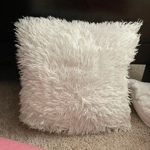 White fluffy pillow